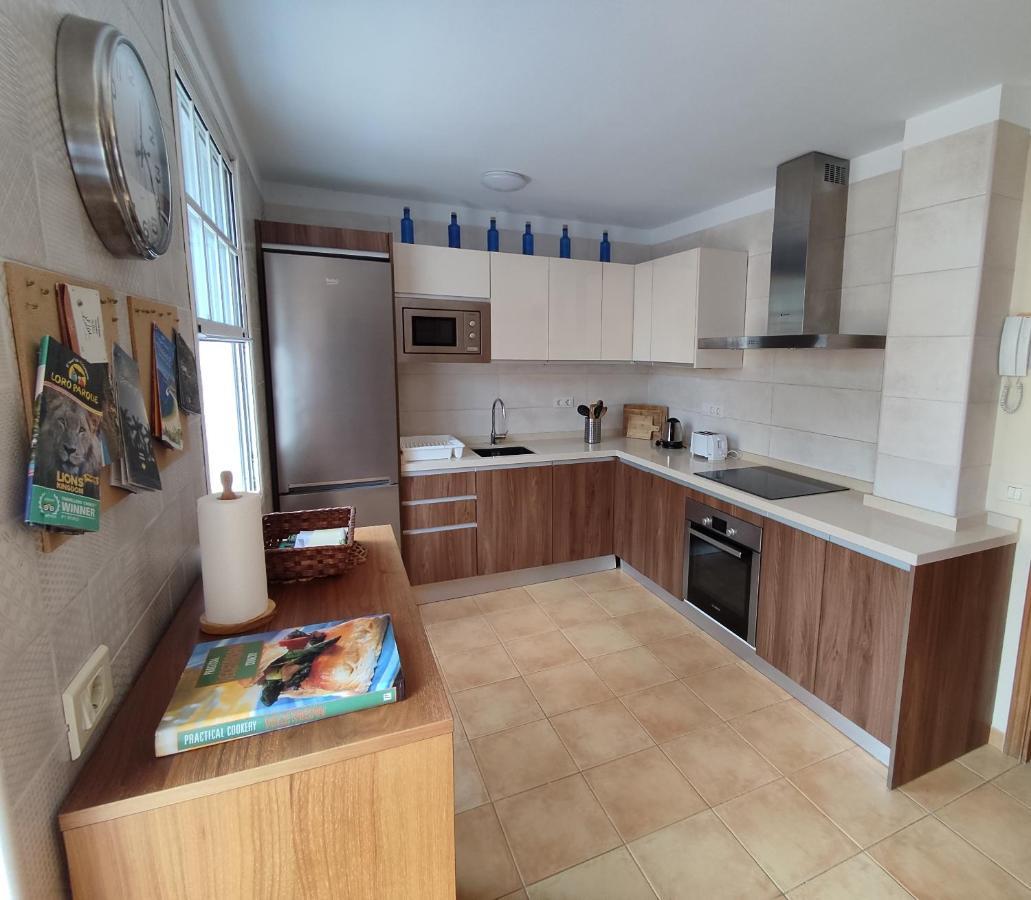 Cheerful 3 Bedroom Town House With Garage Tegueste Ngoại thất bức ảnh